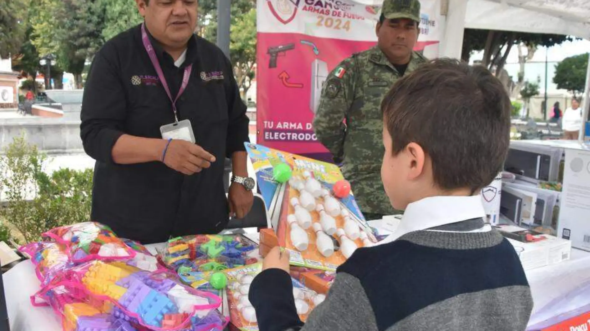 EN CANJE DE ARMAS INFANTES PONEN LA MUESTRA EN TLAXCALA